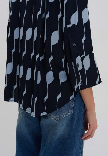 Атласная блузка