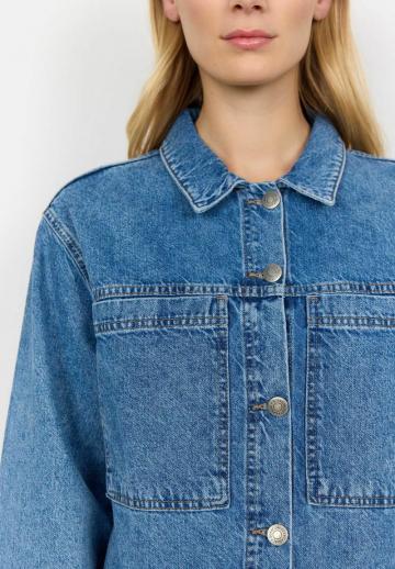 Джинсовая куртка