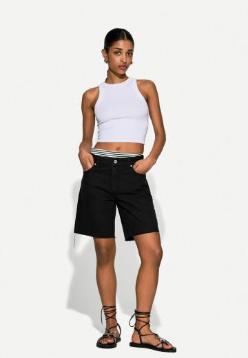 Джинсовые шорты