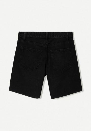 Джинсовые шорты