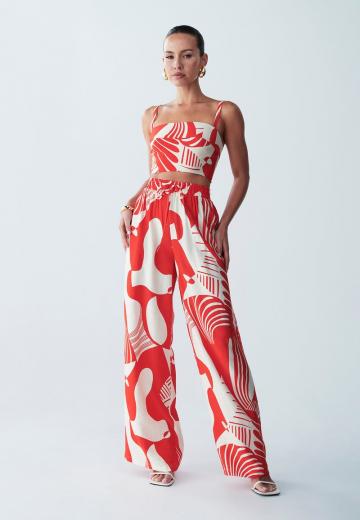 Топ на бретельках