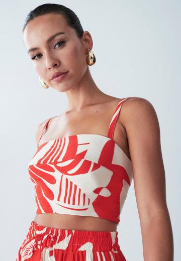 Топ на бретельках