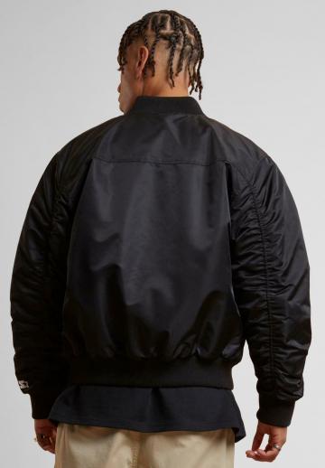 Куртка бомбер