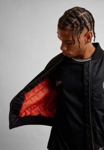 Куртка бомбер