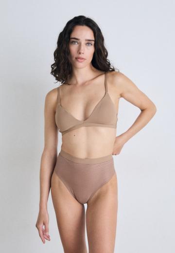 Корректирующее белье