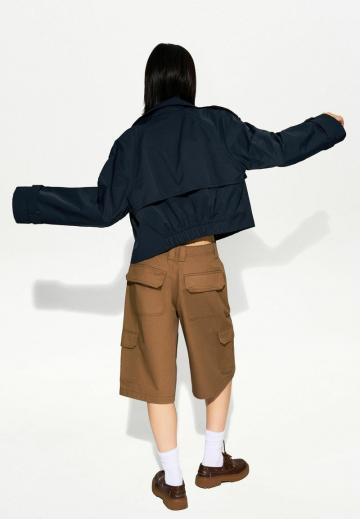 Блейзер с накладными карманами