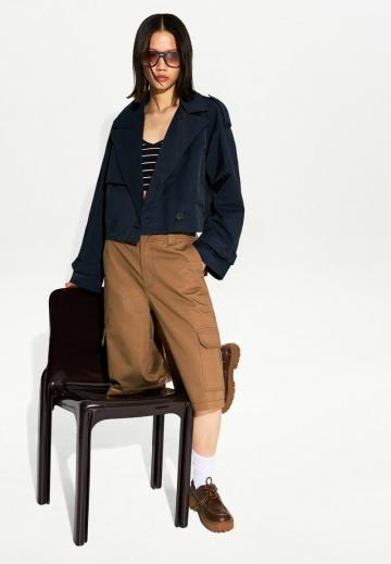 Блейзер с накладными карманами