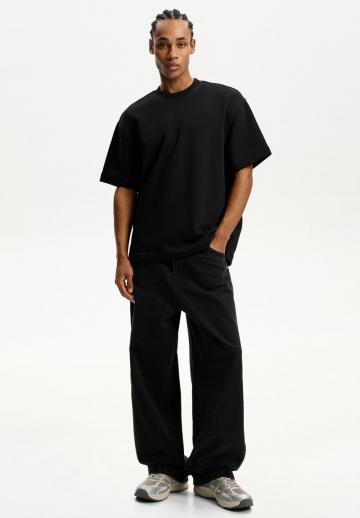 Свободные джинсы