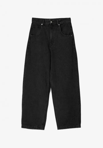 Свободные джинсы