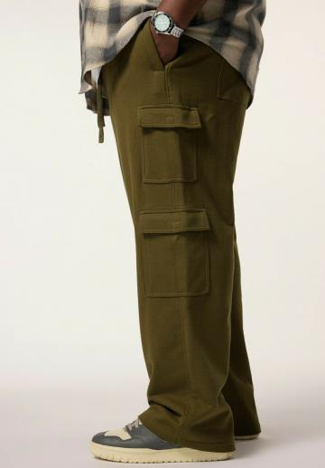 Брюки с накладными карманами