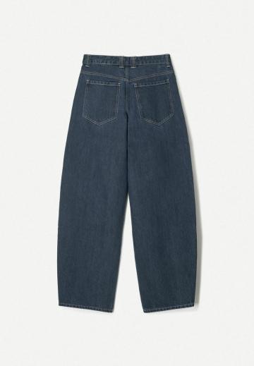 Свободные джинсы