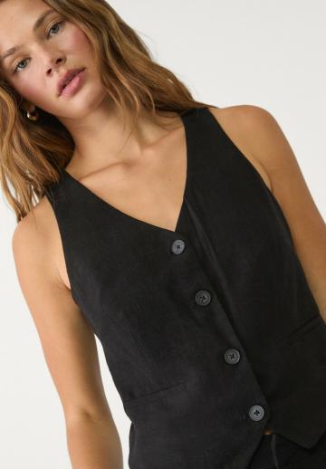 Джинсовая жилетка