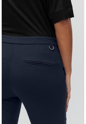 Узкие брюки