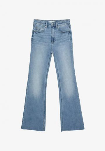 Клешеные джинсы