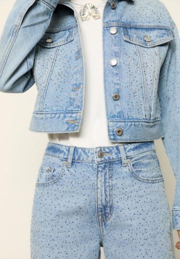 Прямые джинсы