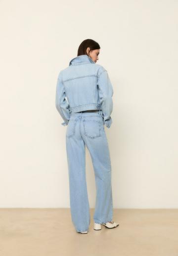 Прямые джинсы