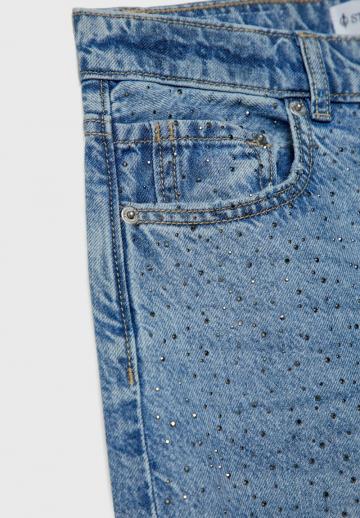 Прямые джинсы