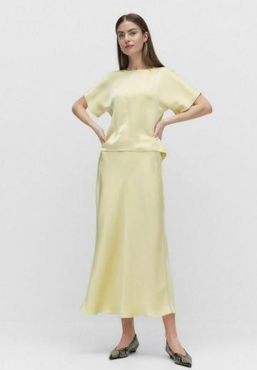 Атласная блузка