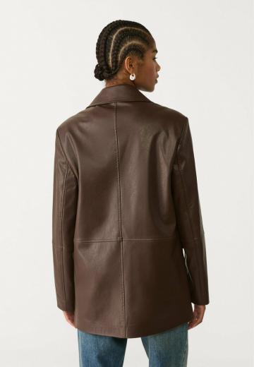 Пальто из искусственной кожи