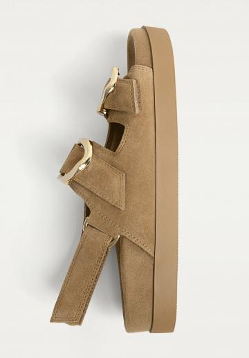 Босоножки на платформе