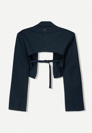 Короткий блейзер