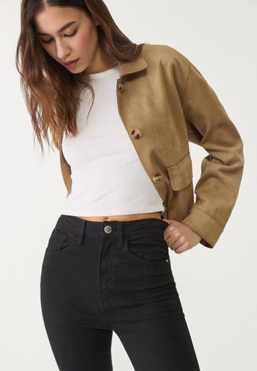 Короткие джинсы