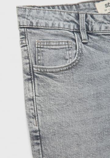 Клешеные джинсы