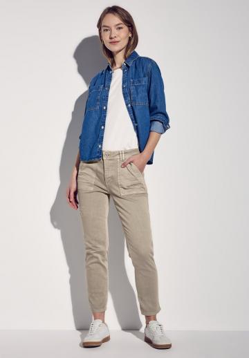 Короткие джинсы