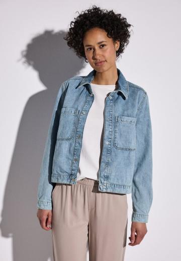 Джинсовая жилетка