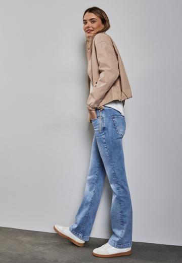 Клешеные брюки