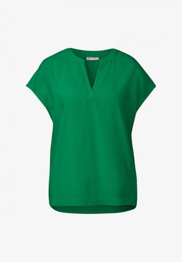 Атласная блузка