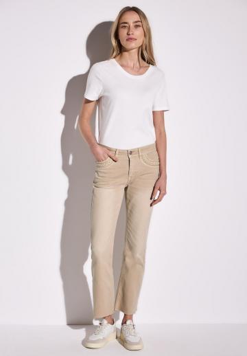 Короткие джинсы