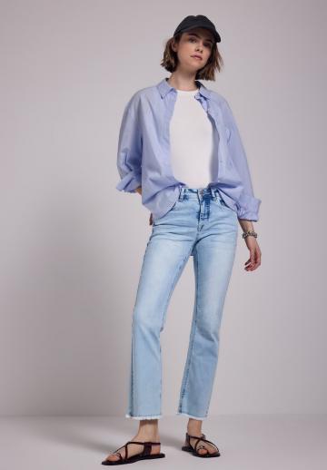 Клешеные брюки