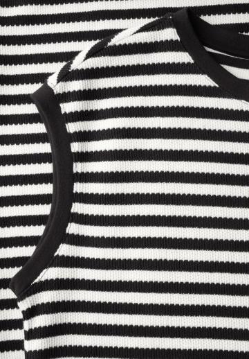 Вязаное платье