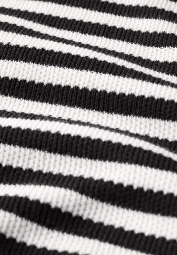 Вязаное платье