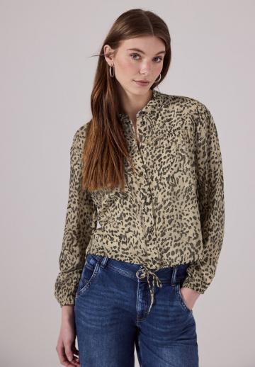 Блузка-рубашка