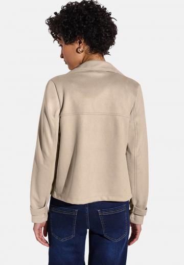 Блейзер с накладными карманами