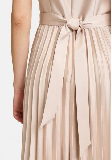 Коктейльное платье