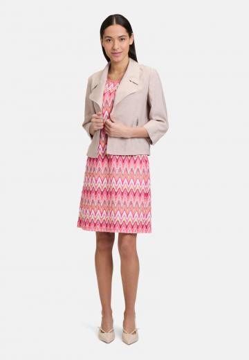 Короткая куртка