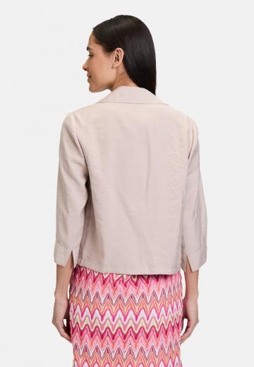 Короткая куртка