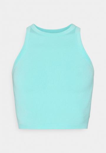 Спортивный топ