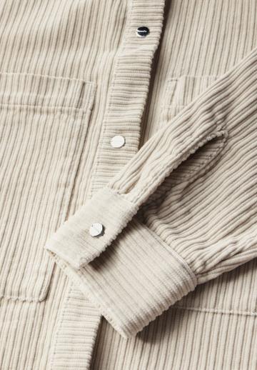 Вельветовая куртка