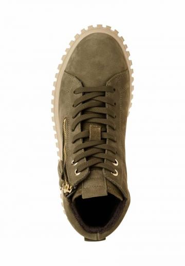 Ботинки на шнуровке