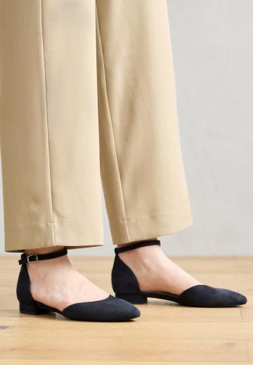 Гандбольные кроссовки