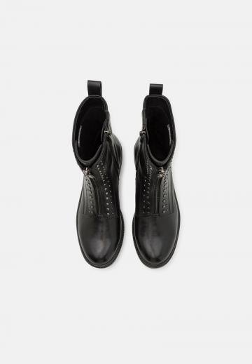 Полусапожки на платформе