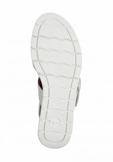 Босоножки на танкетке