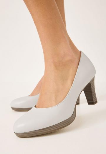 Туфли на высоком каблуке