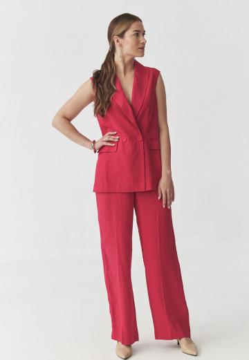 Длинный жилет