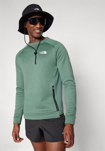 Спортивная кофта