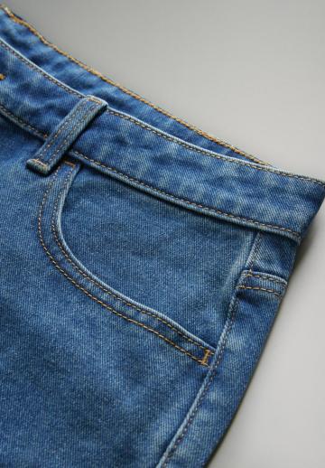 Джинсовые шорты